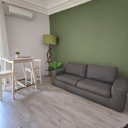 Molo Di Levante Catane